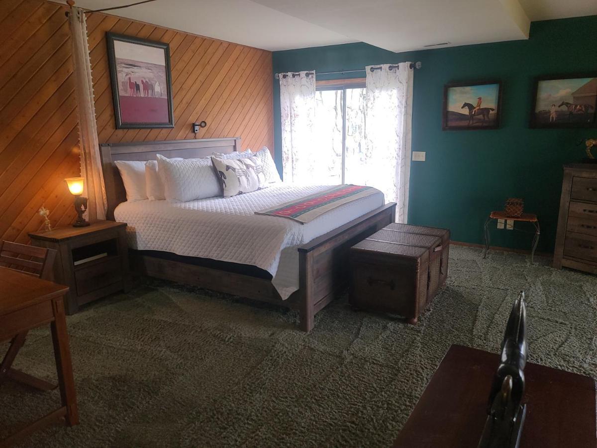 Wildwood Farm Bed & Breakfast โอ๊คฮาร์เบอร์ ภายนอก รูปภาพ
