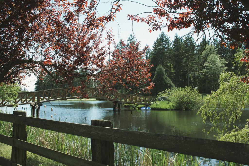 Wildwood Farm Bed & Breakfast โอ๊คฮาร์เบอร์ ภายนอก รูปภาพ