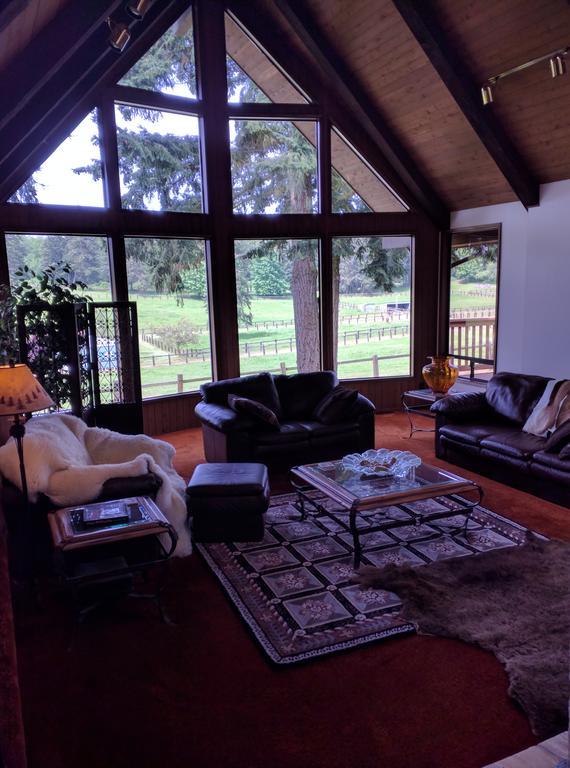 Wildwood Farm Bed & Breakfast โอ๊คฮาร์เบอร์ ภายนอก รูปภาพ